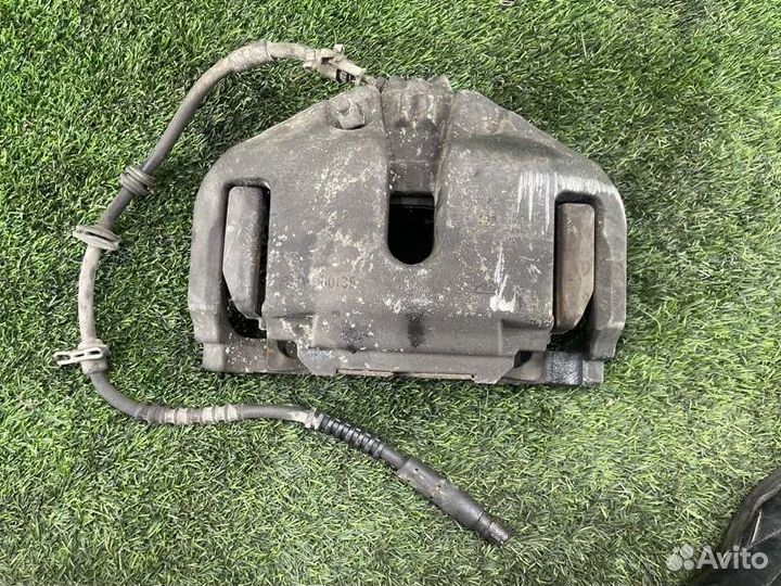 Суппорт тормозной передний левый Bmw 5Gt F07