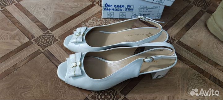 Босоножки 42 размер