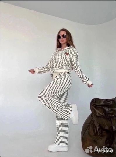 Товарный остаток женской одежды