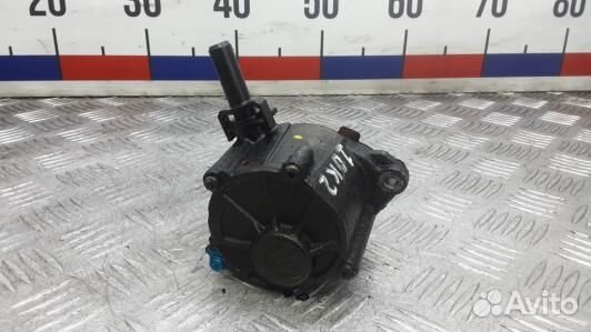 Насос вакуумный mercedes benz E-class W212 (1OK02KX01)