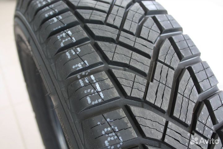 Sailun Commercio 4 seasons 215/75 R16 116R