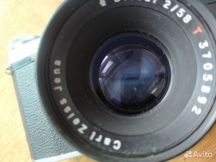 Плёночный фотоаппарат Praktiflex (Германия)