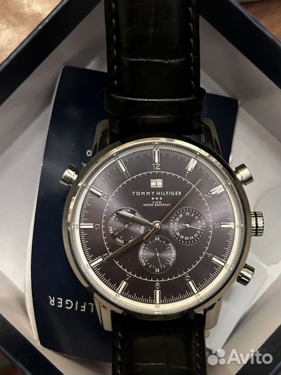 Tommy Hilfiger Часы