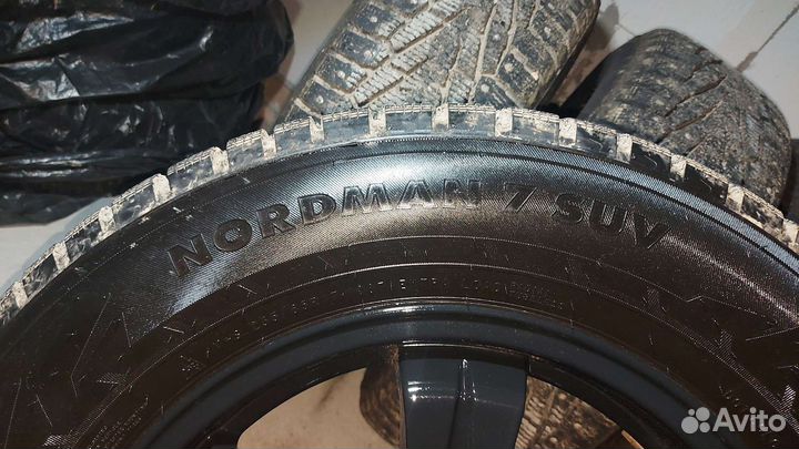 R17 Nokian Tyres Nordman 7 SUV 235/65, PCD 6x139.1 DIA 100.1