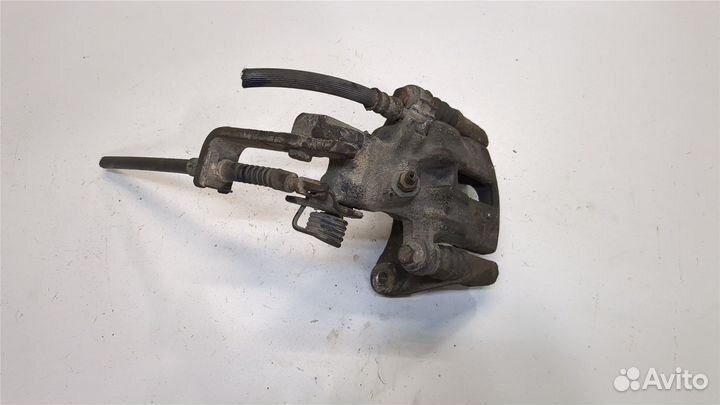 Суппорт Nissan Primera P11, 2000