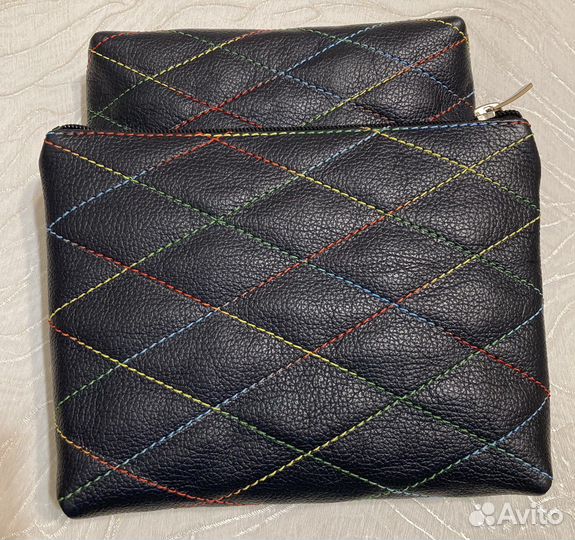 Разноцветными кожаная косметичка