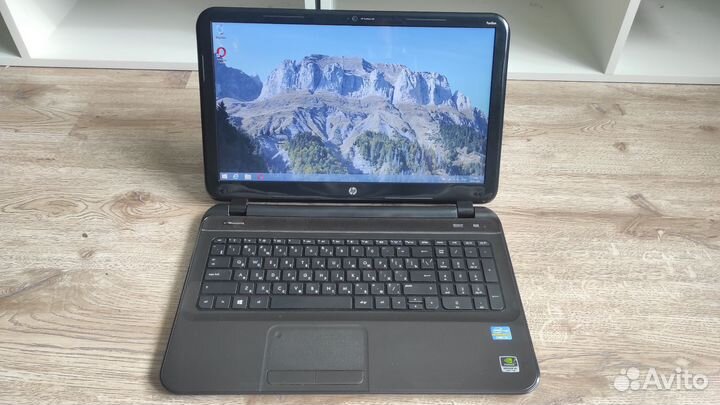 Ноутбук HP 15-r052sr