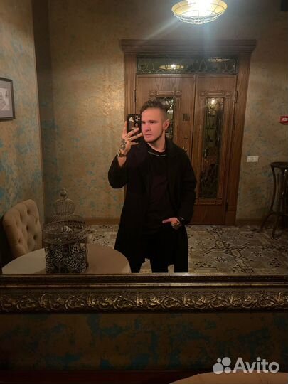 Бармен-бариста, официант кассир