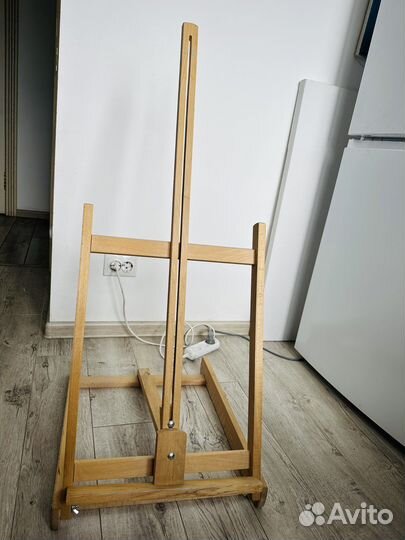 Мольберт художественный