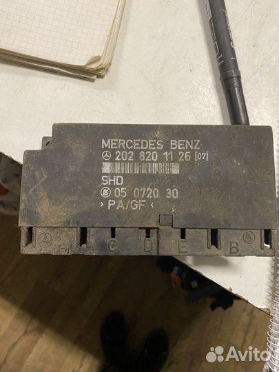 Блок управления стеклоподъемниками Mercedes-Benz