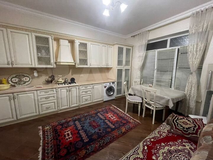 2-к. квартира, 60 м², 2/2 эт.