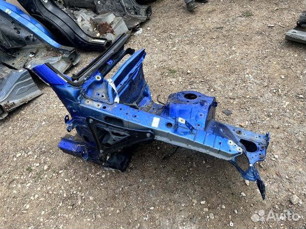 Четверть передняя правая Lexus GS 4