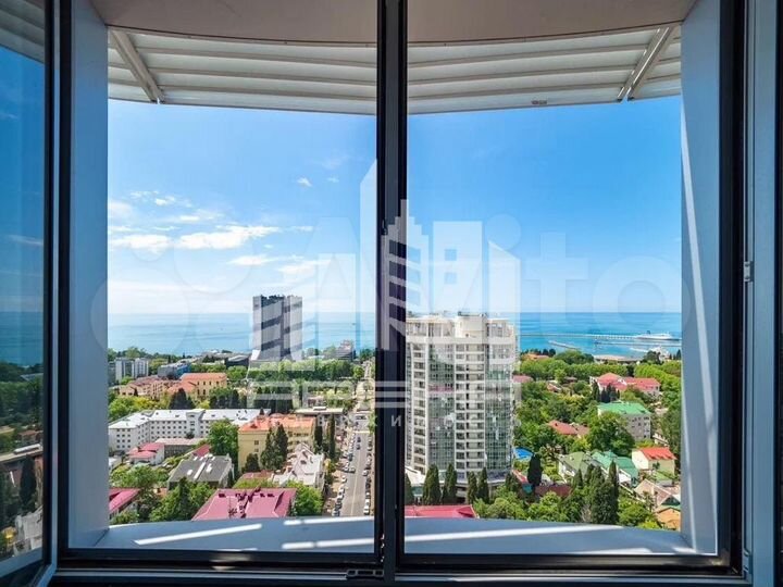 3-к. квартира, 136 м², 10/24 эт.