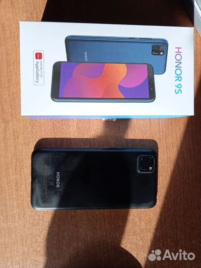 HONOR 9S, 2/32 ГБ