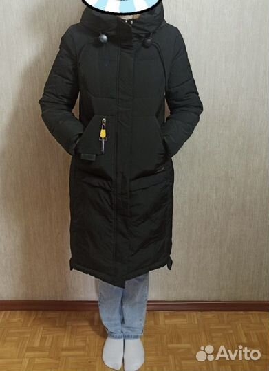 Пуховик зимний женский