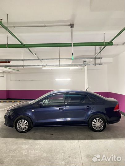 Volkswagen Polo 1.6 AT, 2015, 210 000 км