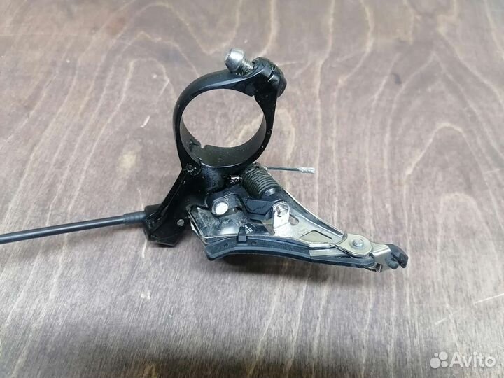 Передний переключатель Shimano Deore