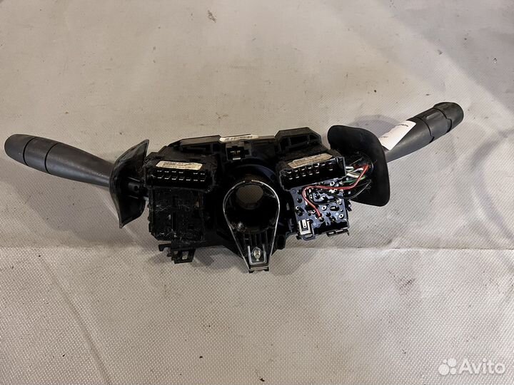 Подрулевой переключатель Renault Logan 2