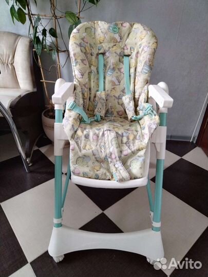 Стульчик для кормления Happy Baby Kevin