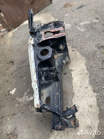 Четверть кузова передняя правая Kia Spectra