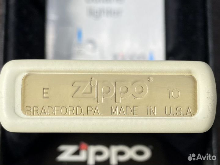Зажигалка Zippo 24676