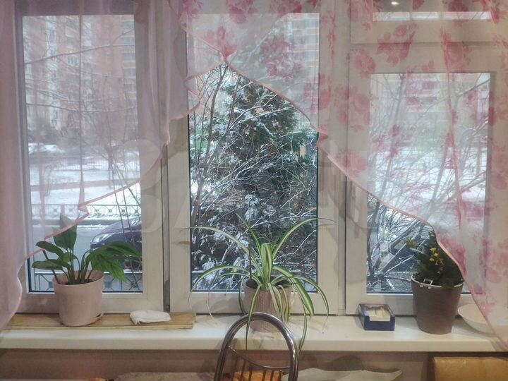 Комната 25 м², 1/2 эт.