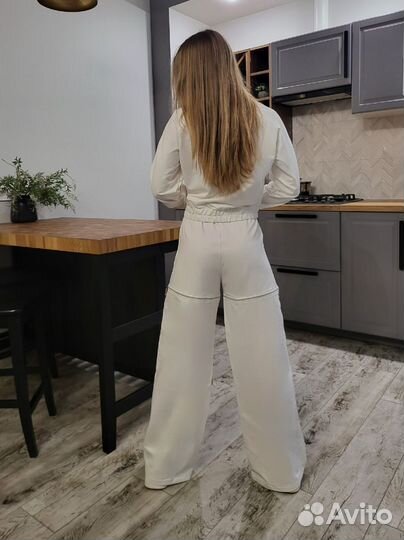 Женский спортивный костюм трансформер