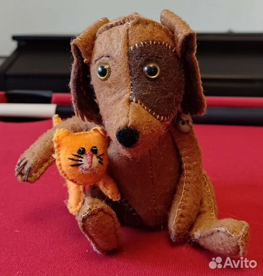 Собака с котёнком