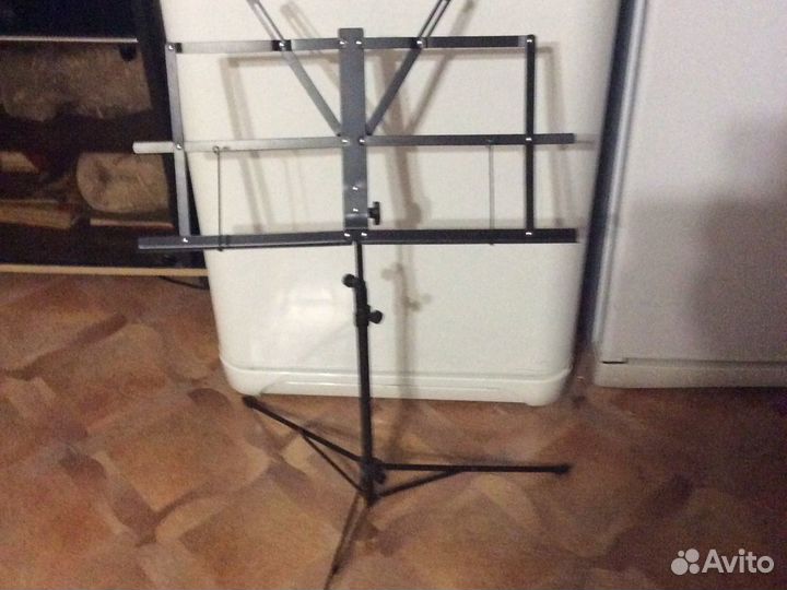 Подставка для нот бу состоние нового