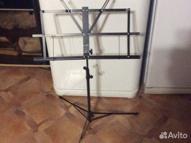 Подставка для нот бу состоние нового