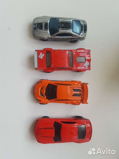 Машинки Hot wheels