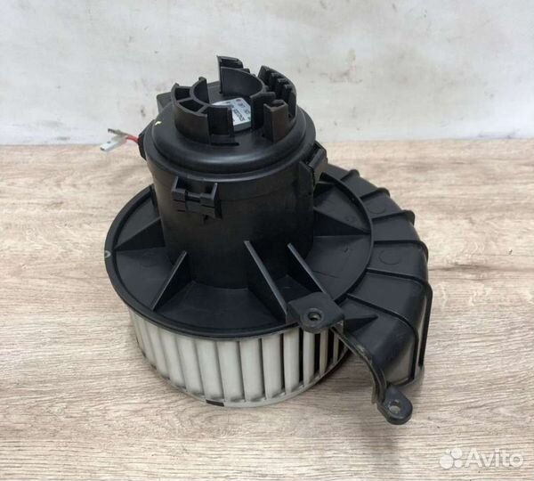 Моторчик отопителя Opel Astra h