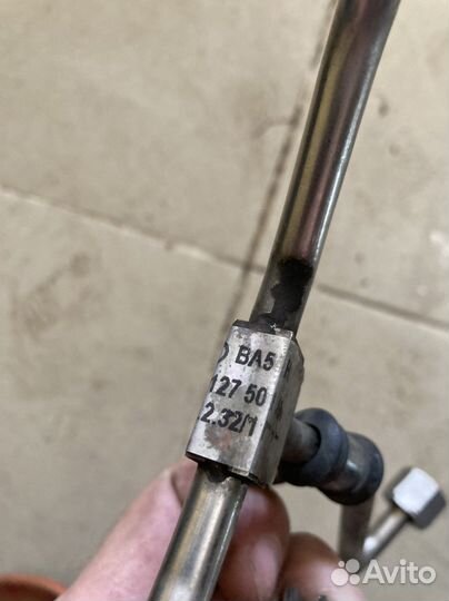 Топливопровод Audi A5 8T cala 06E127501AB