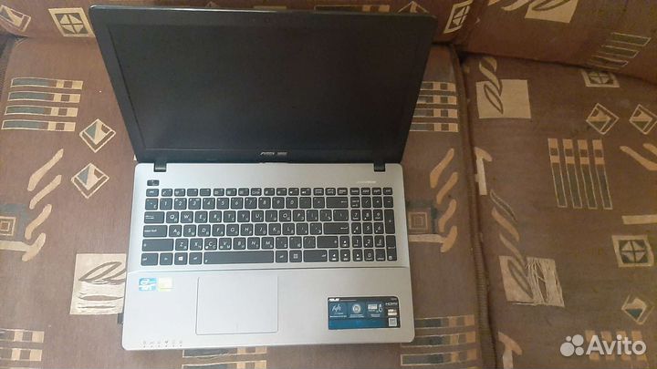 Ноутбук asus x550c на i5