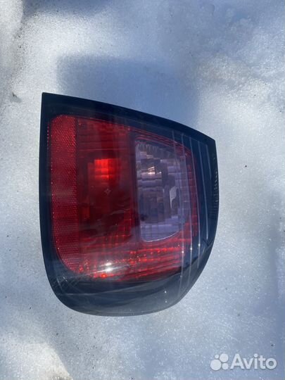 Фонарь задний правый nissan primera p11