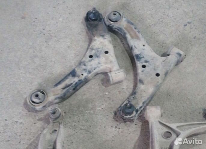 Рычаги передние под восстановление