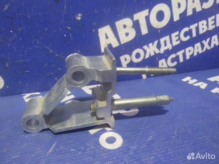 Усилитель торпедо Volkswagen Jetta 6 седан CAX