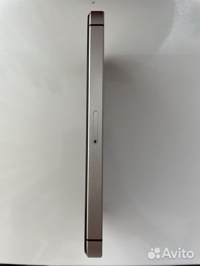 Телефон iPhone 5se