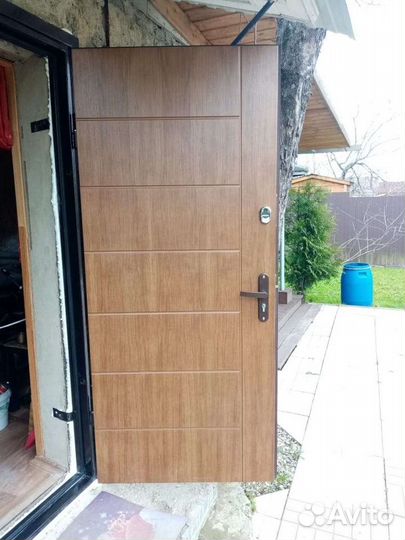 Двери входные металлические заводские 4476