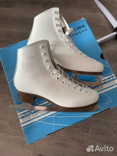 Коньки фигурные