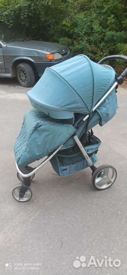 Прогулочная коляска