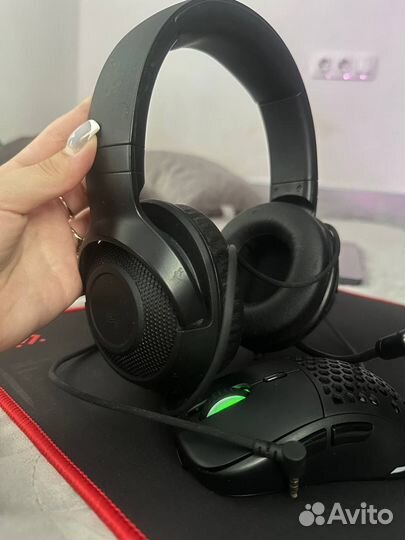 Коврик мышька беспроводная наушники