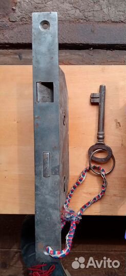 Замок врезной старинный