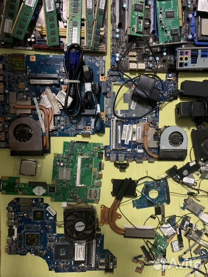 Компьютерные комплектующие одним лотом