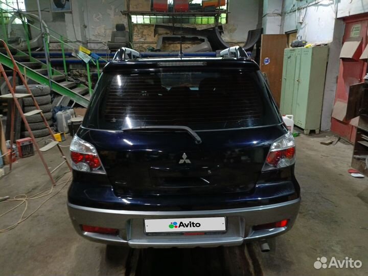 Mitsubishi Outlander 2.4 AT, 2004, 160 000 км