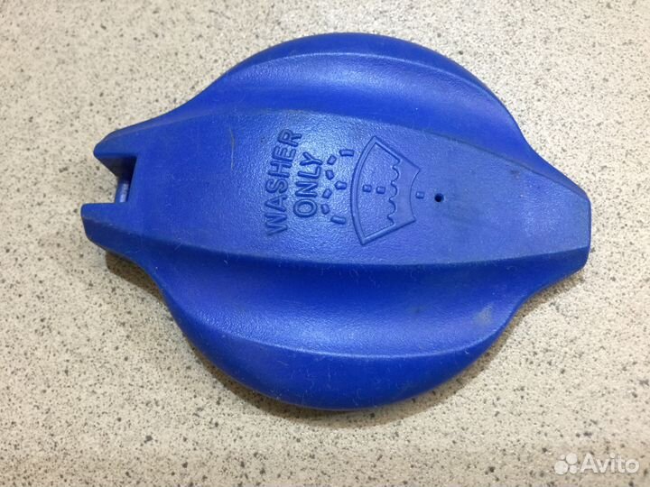 Крышка бачка омывателя Киа Соренто Прайм с 2015