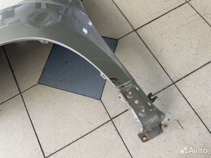 Крыло переднее левое Рено Дастер Renault Duster