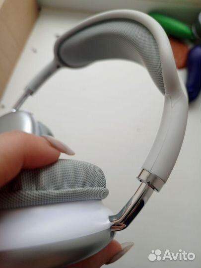 Беспроводные наушники