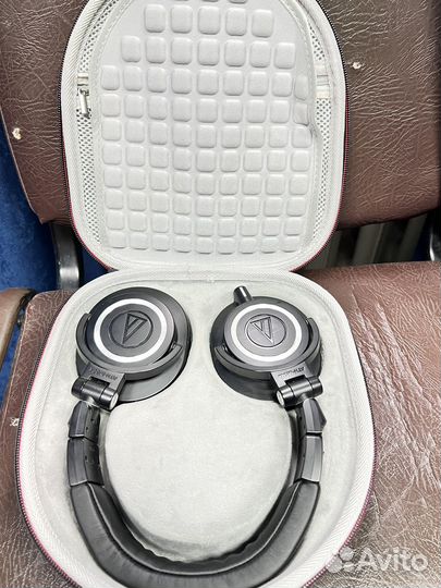 Наушники Audio-Technica ATH-M50x