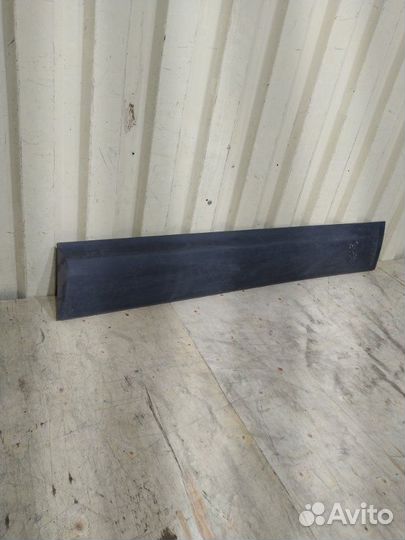 Накладка двери передняя правая Nissan Qashqai J10